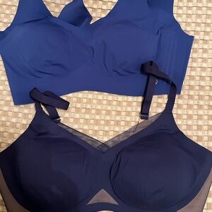 2 blue Honeylove bras Size XL